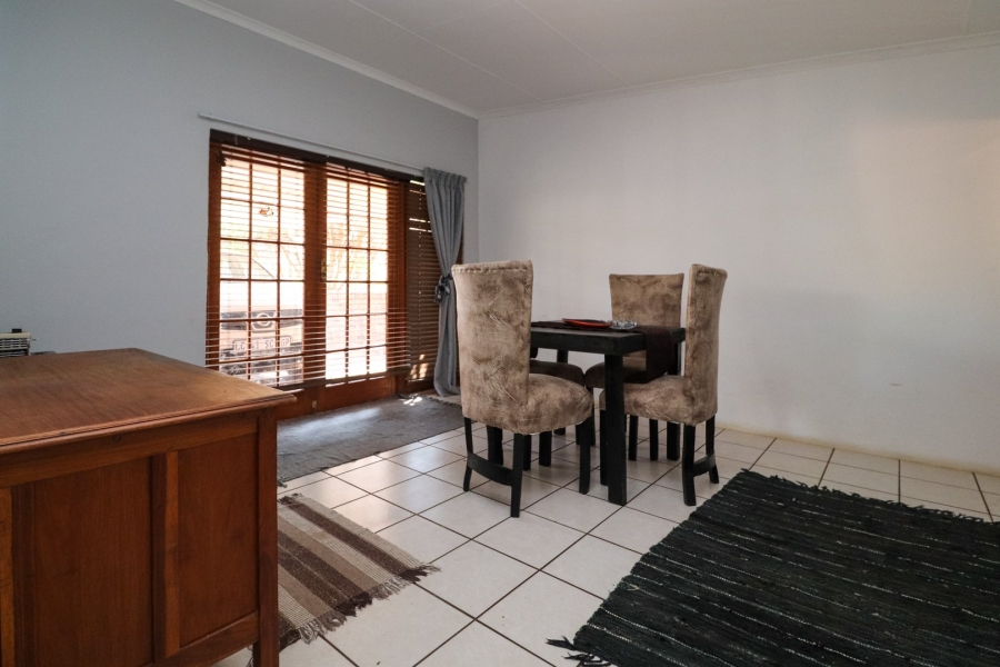 2 Bedroom Property for Sale in Flamwood North West
